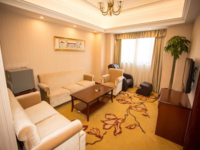 Vienna International Hotel Shanghai Pudong Xiupu Road Exterior photo